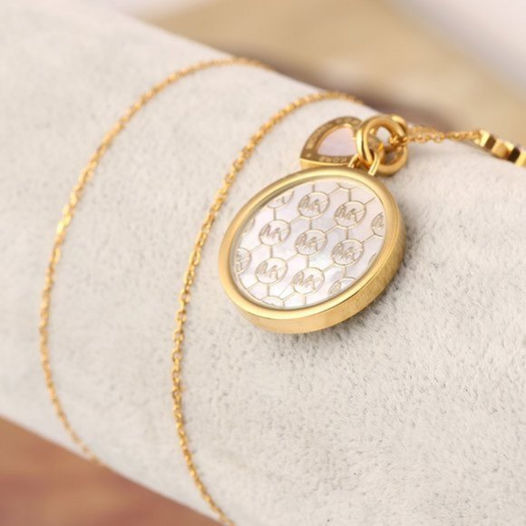 Michael Kors Round Shell Pendant Necklace - Picture 1 of 5
